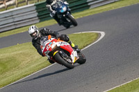 enduro-digital-images;event-digital-images;eventdigitalimages;mallory-park;mallory-park-photographs;mallory-park-trackday;mallory-park-trackday-photographs;no-limits-trackdays;peter-wileman-photography;racing-digital-images;trackday-digital-images;trackday-photos